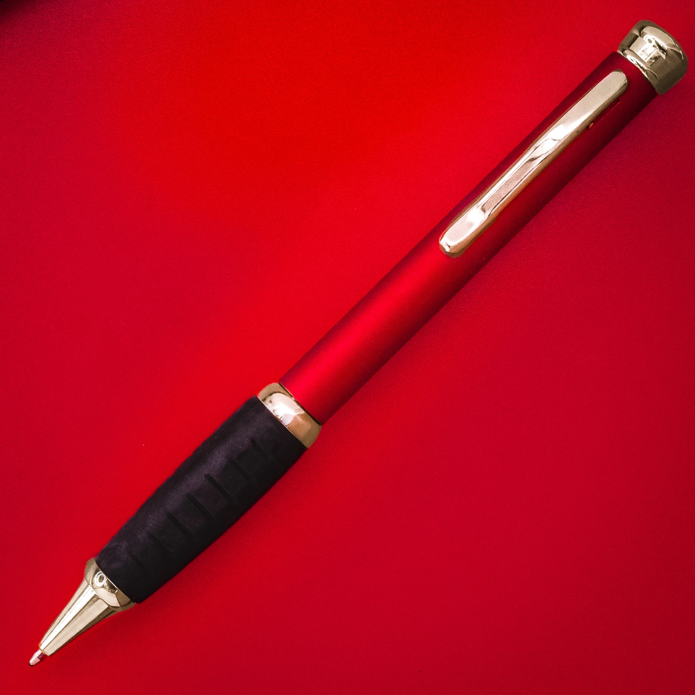 Pen Savings Executive Metal Ballpoint Pen, Burgundy & Gold