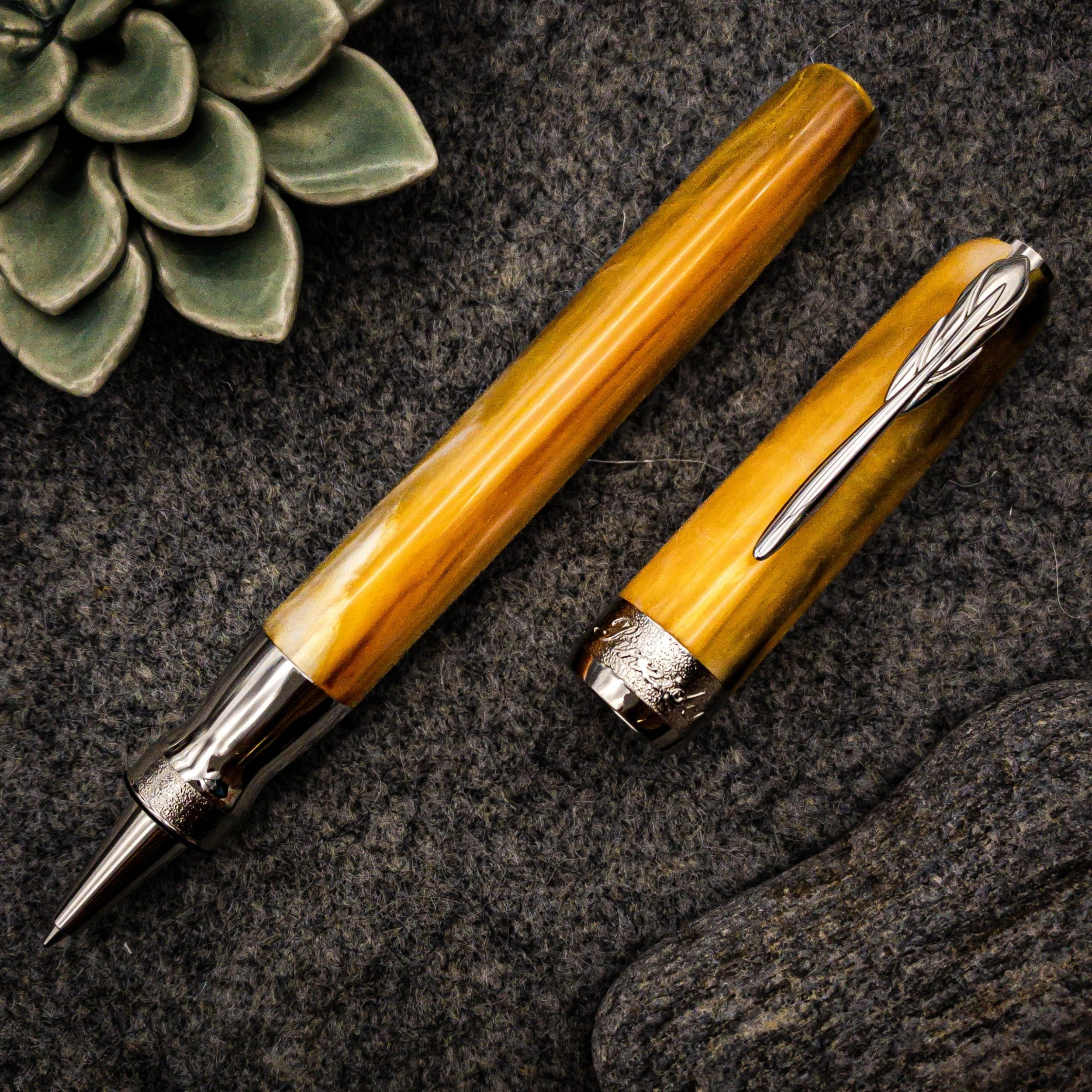 Pineider La Grande Bellezza Gemstone Rollerball Pen, Tigers Yellow - Image 3