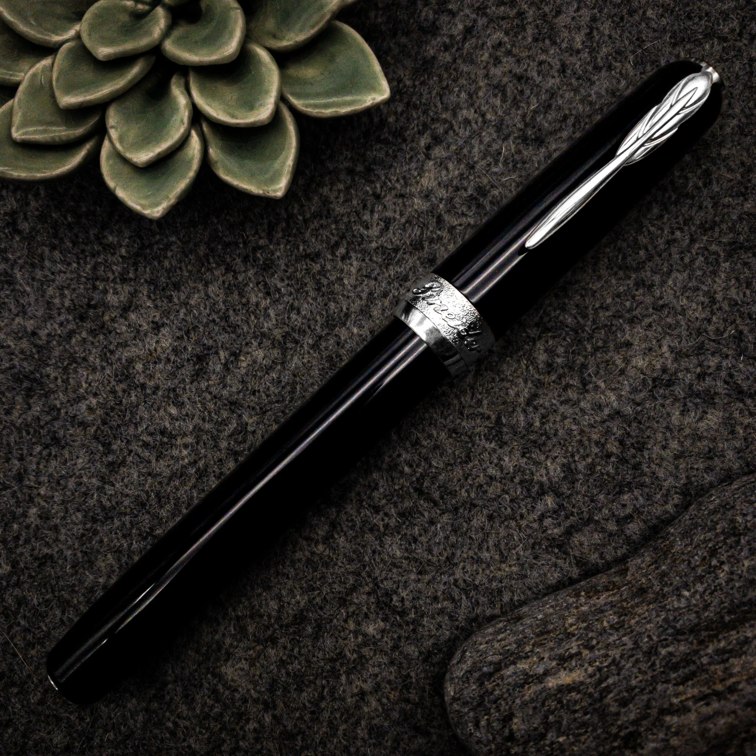 Pineider La Grande Bellezza Gemstone Rollerball Pen, Stone Black - Image 3